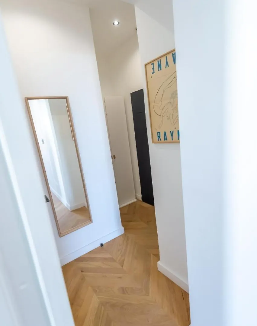 304A Tres Beau Studio Refait A Neuf Hyper Centre Nice