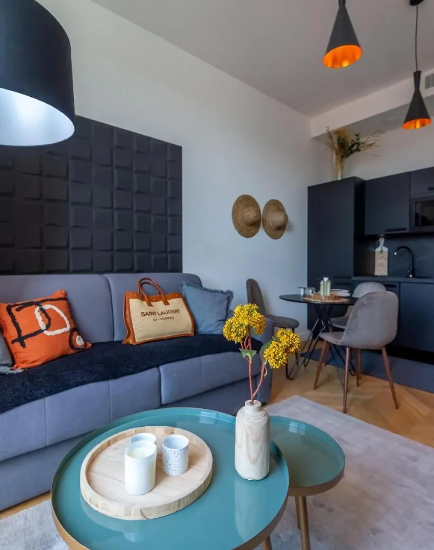304A Tres Beau Studio Refait A Neuf Hyper Centre Nice