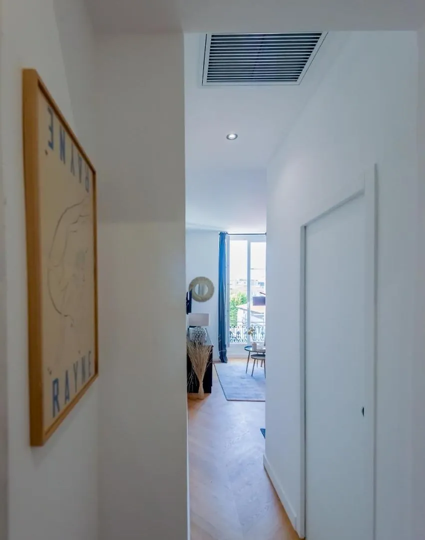 304A Tres Beau Studio Refait A Neuf Hyper Centre Nice France